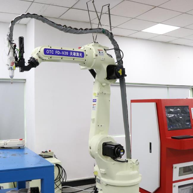 機械手激光切割機 機械手激光切割機